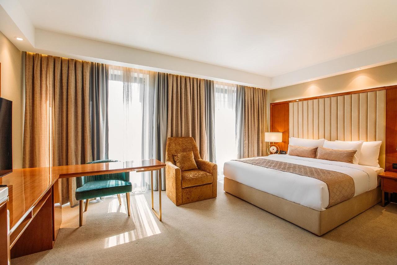 Marjan Plaza Hotel Tbilisi Exterior photo