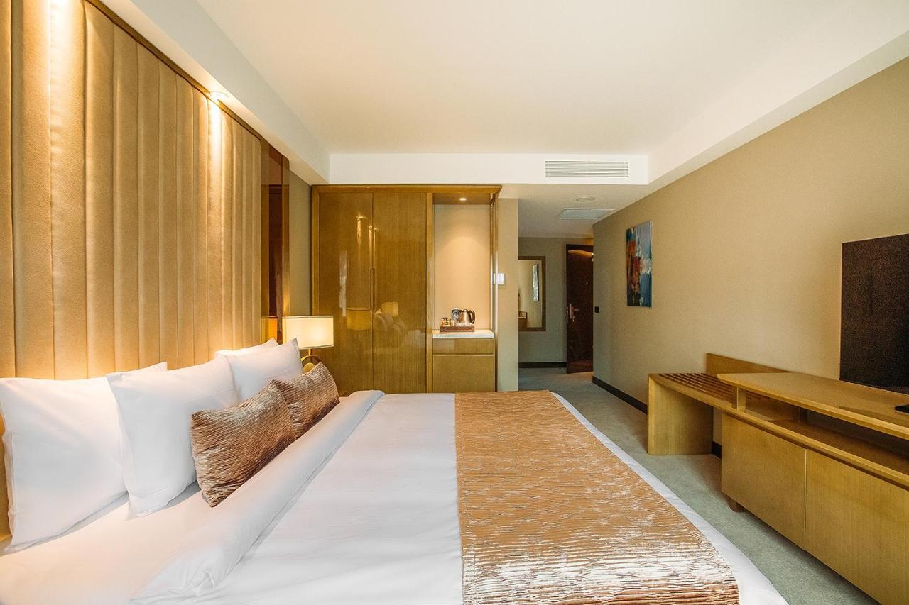 Marjan Plaza Hotel Tbilisi Exterior photo