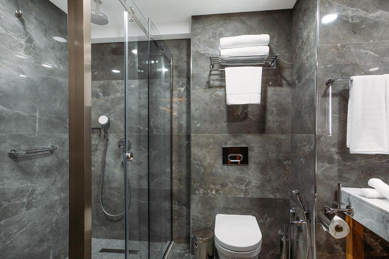 Marjan Plaza Hotel Tbilisi Exterior photo