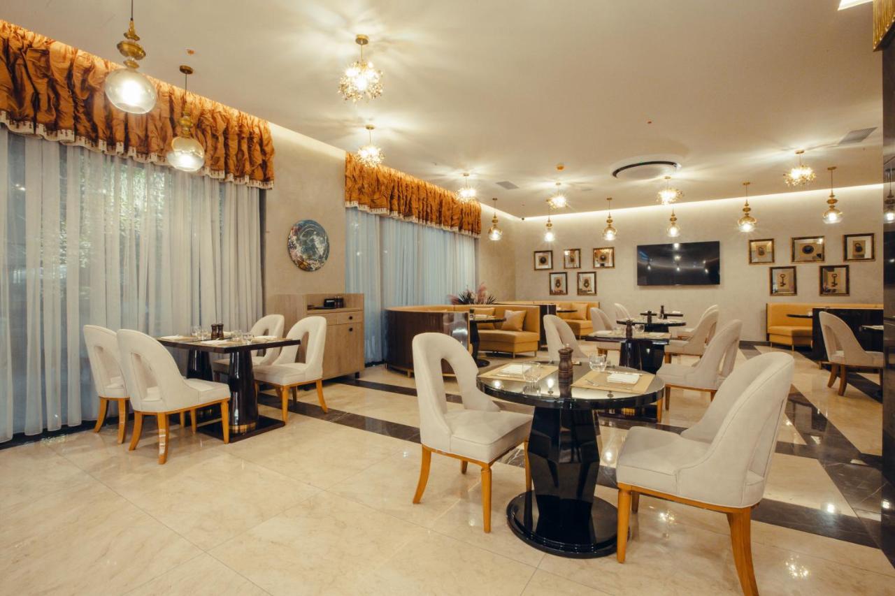 Marjan Plaza Hotel Tbilisi Exterior photo